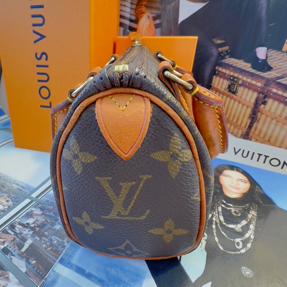 Louis Vuitton Mini Speedy Nano Duffle bag in Monogram LV Canvas Authentic - Picture 10 of 10